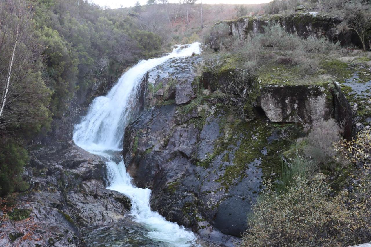 Penzion Quinta Da Riba Ma Santa Leocadia Exteriér fotografie